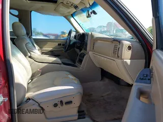 2004 Chevrolet Tahoe Z71 z VIN 1GNEK13T14R275140, wystawiony jako IAAI lot #41986825 z przebiegiem 256 057 mil mil oraz . Historia ofert i sprzedaży dostępna na DreamBid. Obrazek 5.