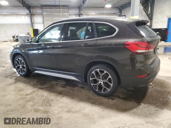 2020 BMW X1 xDrive28i с VIN WBXJG9C09L5P27471, выставлен на аукционе Copart как лот 56573215 с пробегом 56 594 миль миль и Списание • Salvage title. История ставок и продаж доступна на DreamBid. Изображение 2.