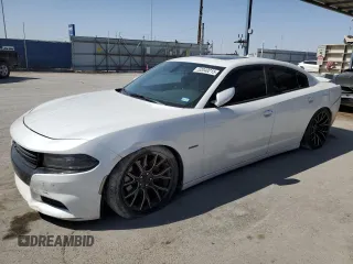 2015 Dodge Charger Road/Track z VIN 2C3CDXCT2FH871474, wystawiony jako Copart lot #52040215 z przebiegiem 189 758 mil mil oraz Szkoda całkowita • Salvage title. Historia ofert i sprzedaży dostępna na DreamBid. Obrazek 1.