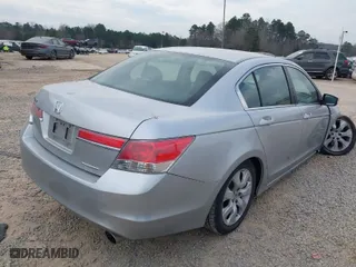 2011 Honda Accord Sdn SE with VIN 1HGCP2F64BA097329, listed as a IAAI auction lot 41688276 with 103,228 mi miles. Bid and sale history available at carsss.com. Image 4.