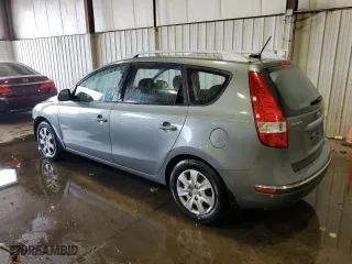 2011 Hyundai Elantra Touring SE with VIN KMHDC8AE7BU090319, listed as a Copart auction lot 70459194 with 177,130 mi miles and Salvage Title. Bid and sale history available at carsss.com. Image 2.