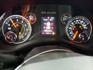 2019 Ram 1500 Big Horn/Lone Star with VIN 1C6SRFFTXKN695717, listed as a Copart auction lot 53876425 with 96,739 mi miles and Clean Title. Bid and sale history available at carsss.com. Image 9.