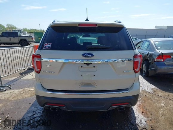 2018 Ford Explorer Limited z VIN 1FM5K7FH4JGA63211, wystawiony jako IAAI lot #41987810 z przebiegiem 89 442 mil mil oraz . Historia ofert i sprzedaży dostępna na DreamBid. Obrazek 16.