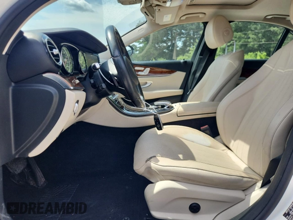 2017 Mercedes-Benz E 300 Luxury with VIN WDDZF4JB0HA108983, listed as a Copart auction lot 62722635 with 89,526 mi miles and Clean title. Bid and sale history available at DreamBid. Image 7.