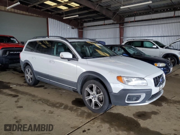 2012 Volvo XC70 T6 with VIN YV4902BZ6C1139611, listed as a Copart auction lot 82472264 with 169,873 mi miles and Clean Title. Bid and sale history available at DreamBid. Image 4.