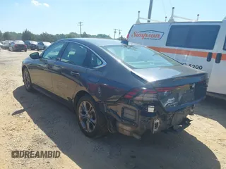 2024 Honda Accord EX с VIN 1HGCY1F32RA021437, выставлен на аукционе IAAI как лот 42181812 с пробегом 31 592 миль миль и . История ставок и продаж доступна на DreamBid. Изображение 3.