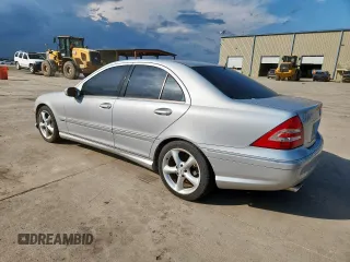 2006 Mercedes-Benz C 230 Sport с VIN WDBRF52HX6F760429, выставлен на аукционе Copart как лот 63056095 с пробегом Не указан миль и Чистый • Clean title. История ставок и продаж доступна на DreamBid. Изображение 2.