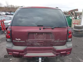 2004 Chevrolet TrailBlazer LS with VIN 1GNDT13S342381887, listed as a IAAI auction lot 42045636 with 103,780 mi miles and . Bid and sale history available at DreamBid. Image 16.