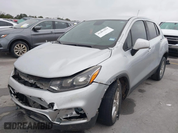 2020 Chevrolet Trax LS with VIN 3GNCJKSB2LL205578, listed as a IAAI auction lot 41487913 with 122,343 mi miles and . Bid and sale history available at DreamBid. Image 18.