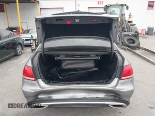 2014 Mercedes-Benz E 350 Sport с VIN WDDHF5KB4EA978604, выставлен на аукционе IAAI как лот 42207547 с пробегом 109 138 миль миль и . История ставок и продаж доступна на DreamBid. Изображение 16.