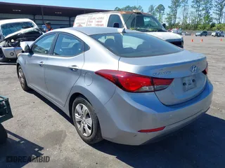 2016 Hyundai Elantra SE with VIN 5NPDH4AE2GH686342, listed as a IAAI auction lot 41892110 with 86,454 mi miles. Bid and sale history available at carsss.com. Image 3.