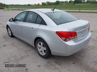 2013 Chevrolet Cruze 1LT with VIN 1G1PC5SB7D7203331, listed as a IAAI auction lot 42142672 with 189,883 mi miles and . Bid and sale history available at DreamBid. Image 3.