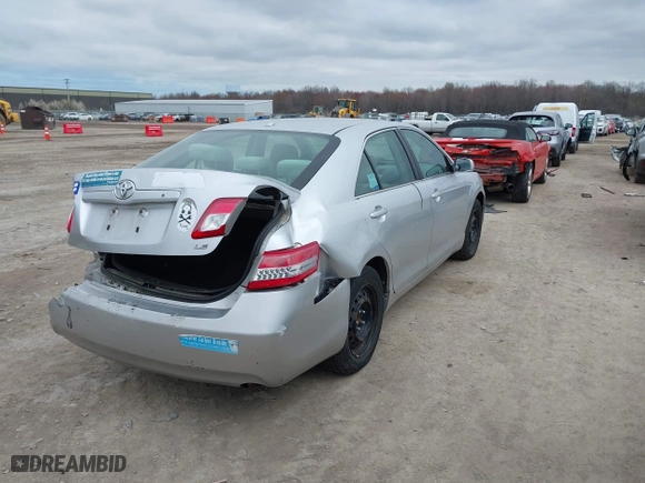 2011 Toyota Camry LE with VIN 4T1BF3EK6BU184807, listed as a IAAI auction lot 42054980 with 212,823 mi miles. Bid and sale history available at carsss.com. Image 4.