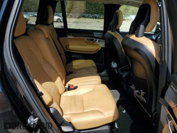 2016 Volvo XC90 T6 Momentum z VIN YV4A22PK9G1056263, wystawiony jako Copart lot #52951325 z przebiegiem 115 967 mil mil oraz Szkoda całkowita • Salvage title. Historia ofert i sprzedaży dostępna na DreamBid. Obrazek 11.