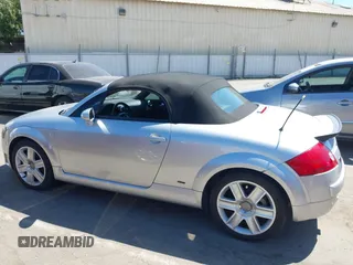 2005 Audi TT with VIN TRUUF28N551003303, listed as a IAAI auction lot 42697103 with 179,087 mi miles and . Bid and sale history available at DreamBid. Image 14.