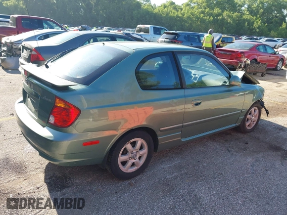 2005 Hyundai Accent GLS с VIN KMHCG35C85U325195, выставлен на аукционе IAAI как лот 42356839 с пробегом 61 072 миль миль и . История ставок и продаж доступна на DreamBid. Изображение 4.
