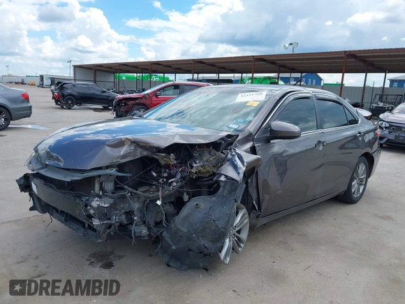 2015 Toyota Camry XLE z VIN 4T1BF1FK8FU114881, wystawiony jako IAAI lot #42231368 z przebiegiem Nie podano mil oraz . Historia ofert i sprzedaży dostępna na DreamBid. Obrazek 2.