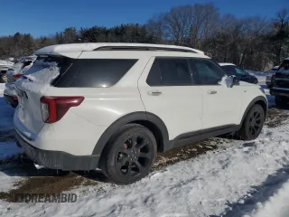 2023 Ford Explorer ST-Line with VIN 1FMSK7KH9PGB66724, listed as a Copart auction lot 88628685 with 0 mi miles and Non Repairable. Bid and sale history available at carsss.com. Image 3.