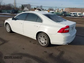 2007 Volvo S80 V8 z VIN YV1AH852971030747, wystawiony jako IAAI lot #41208553 z przebiegiem 147 655 mil mil oraz . Historia ofert i sprzedaży dostępna na DreamBid. Obrazek 3.