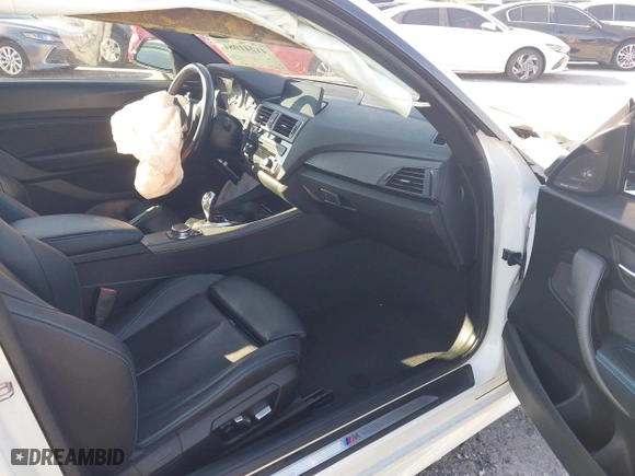 2017 BMW M2 with VIN WBS1H9C55HV886803, listed as a IAAI auction lot 41241081 with 37,874 mi miles. Bid and sale history available at carsss.com. Image 5.