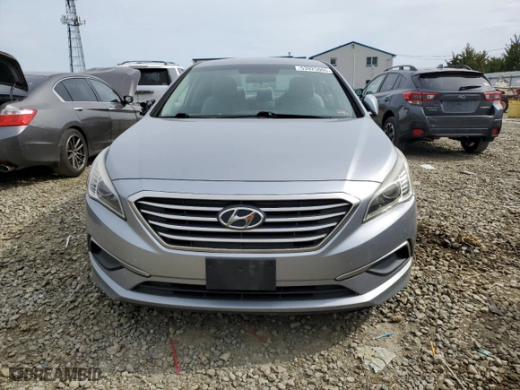 2017 Hyundai Sonata SE with VIN 5NPE24AF5HH567071, listed as a Copart auction lot 53925005 with 157,897 mi miles and Clean Title. Bid and sale history available at carsss.com. Image 5.