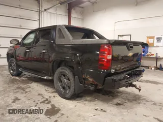 2008 Chevrolet Avalanche LS with VIN 3GNFK12378G169464, listed as a IAAI auction lot 41371639 with 246,490 mi miles and . Bid and sale history available at DreamBid. Image 3.