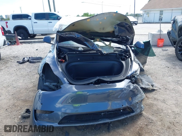 2022 Tesla Model Y Long Range z VIN 7SAYGDEE8NF443194, wystawiony jako IAAI lot #42259205 z przebiegiem 38 540 mil mil oraz . Historia ofert i sprzedaży dostępna na DreamBid. Obrazek 12.