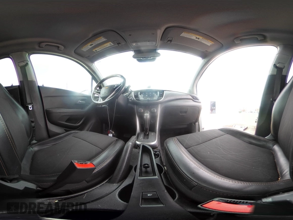2019 Chevrolet Trax LT z VIN KL7CJLSB0KB940023, wystawiony jako IAAI lot #41214446 z przebiegiem 82 416 mil mil oraz . Historia ofert i sprzedaży dostępna na DreamBid. Obrazek 19.