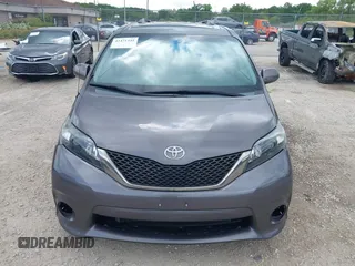 2013 Toyota Sienna SE с VIN 5TDXK3DC4DS362835, выставлен на аукционе IAAI как лот 42471442 с пробегом 122 990 миль миль и . История ставок и продаж доступна на DreamBid. Изображение 12.