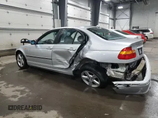 2004 BMW 3 Series 330xi with VIN WBAEW53404PN34206, listed as a Copart auction lot 89312765 with 136,885 mi miles and Salvage Title. Bid and sale history available at carsss.com. Image 2.