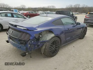 2015 Ford Mustang GT z VIN 1FA6P8CF8F5433832, wystawiony jako Copart lot #50827945 z przebiegiem 109 106 mil mil oraz Szkody całkowita. Historia ofert i sprzedaży dostępna na DreamBid. Obrazek 3.