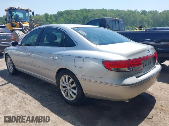 2006 Hyundai Azera SE with VIN KMHFC46F26A047498, listed as a IAAI auction lot 42093355 with 175,168 mi miles and . Bid and sale history available at DreamBid. Image 3.