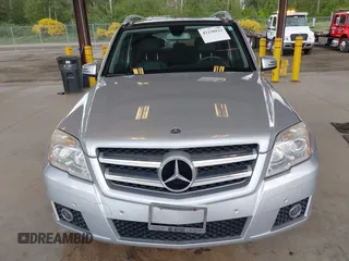 2010 Mercedes-Benz GLK 350 z VIN WDCGG8HB8AF485186, wystawiony jako IAAI lot #42238923 z przebiegiem 119 666 mil mil oraz . Historia ofert i sprzedaży dostępna na DreamBid. Obrazek 12.
