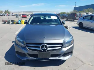 2017 Mercedes-Benz C 300 с VIN 55SWF4JB8HU233507, выставлен на аукционе IAAI как лот 42338262 с пробегом 29 002 миль миль и . История ставок и продаж доступна на DreamBid. Изображение 12.