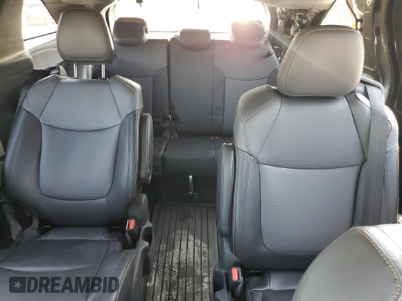 2024 Toyota Sienna LE with VIN 5TDCSKFC6RS111621, listed as a Copart auction lot 74657494 with 19,733 mi miles and Salvage Title. Bid and sale history available at carsss.com. Image 10.