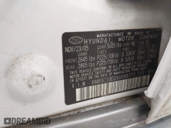 2006 Hyundai Santa Fe GLS with VIN KM8SC13D26U098773, listed as a IAAI auction lot 42382655 with 268,133 mi miles and . Bid and sale history available at DreamBid. Image 9.