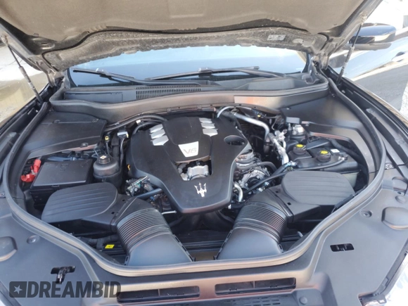 2017 Maserati Levante z VIN ZN661XUA2HX255298, wystawiony jako Copart lot #43757675 z przebiegiem 93 678 mil mil oraz Szkoda całkowita • Salvage title. Historia ofert i sprzedaży dostępna na DreamBid. Obrazek 12.