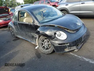 2006 Volkswagen New Beetle Coupe S with VIN 3VWPG31CX6M406763, listed as a Copart auction lot 63059874 with 248,448 mi miles and Salvage Title. Bid and sale history available at carsss.com. Image 4.