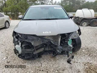 2022 Kia Carnival SX with VIN KNDNE5H39N6184863, listed as a Copart auction lot 45818774 with 41,806 mi miles and Salvage Title. Bid and sale history available at carsss.com. Image 5.
