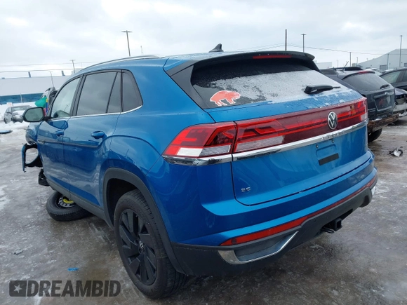 2024 Volkswagen Atlas SE with VIN 1V2KE2CA2RC225881, listed as a IAAI auction lot 41576436 with 9,408 mi miles and . Bid and sale history available at DreamBid. Image 3.