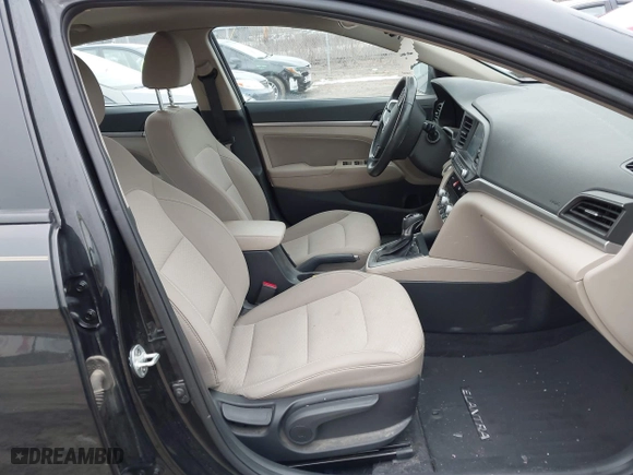 2020 Hyundai Elantra Value Edition with VIN 5NPD84LF4LH617572, listed as a IAAI auction lot 41535581 with 164,056 mi miles. Bid and sale history available at carsss.com. Image 5.