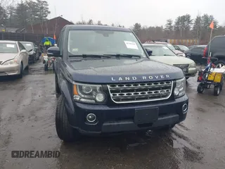 2015 Land Rover LR4 HSE с VIN SALAG2V6XFA742605, выставлен на аукционе IAAI как лот 41787119 с пробегом 115 415 миль миль и . История ставок и продаж доступна на DreamBid. Изображение 12.