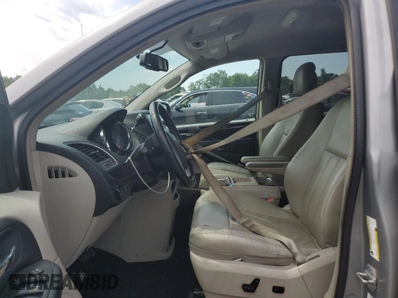 2013 Chrysler Town & Country Touring with VIN 2C4RC1BG9DR547648, listed as a Copart auction lot 65231974 with 137,521 mi miles and Salvage Title. Bid and sale history available at carsss.com. Image 7.