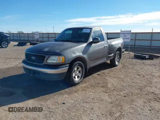 2002 Ford F-150 XL z VIN 1FTRF07272KB83272, wystawiony jako IAAI lot #41266432 z przebiegiem Nie podano mil oraz . Historia ofert i sprzedaży dostępna na DreamBid. Obrazek 2.