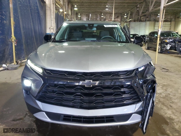 2024 Chevrolet Blazer LT with VIN 3GNKBCR41RS133261, listed as a Copart auction lot 86911854 with 13,733 mi miles and Salvage Title. Bid and sale history available at carsss.com. Image 5.