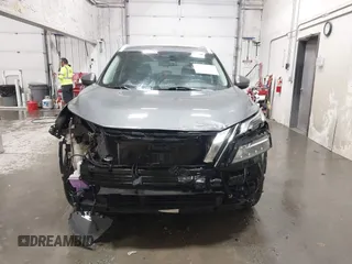 2022 Nissan Rogue SV with VIN 5N1BT3BB0NC671170, listed as a IAAI auction lot 41736425 with 52,757 mi miles. Bid and sale history available at carsss.com. Image 13.