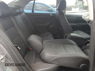 2010 Volkswagen Jetta TDI z VIN 3VWRL7AJ2AM148600, wystawiony jako Copart lot #51694565 z przebiegiem 342 094 mil mil oraz Szkoda całkowita • Salvage title. Historia ofert i sprzedaży dostępna na DreamBid. Obrazek 10.