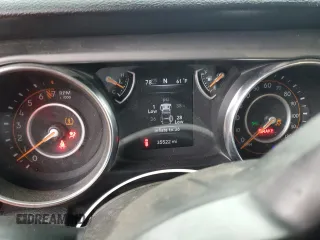 2021 Jeep Wrangler Sport with VIN 1C4GJXAG4MW748477, listed as a Copart auction lot 80044704 with 35,522 mi miles and Salvage Title. Bid and sale history available at DreamBid. Image 9.