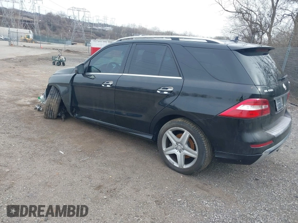 2015 Mercedes-Benz M 400 with VIN 4JGDA5GB3FA565277, listed as a IAAI auction lot 41590051 with 75,980 mi miles and . Bid and sale history available at DreamBid. Image 3.