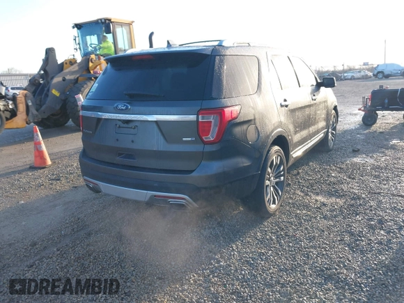 2016 Ford Explorer Platinum z VIN 1FM5K8HT8GGC59412, wystawiony jako IAAI lot #41859172 z przebiegiem 101 631 mil mil oraz . Historia ofert i sprzedaży dostępna na DreamBid. Obrazek 4.